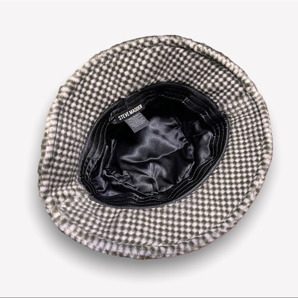 Steve Madden Checkered Faux Fur Bucket 